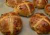 spicy hot cross buns
