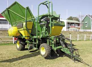 Mechanised sugarcane production