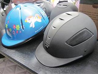 Hard hats save lives Hard hats save lives