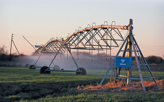 Super-efficient irrigation: tips for crop farmers Super-efficient irrigation: tips for crop farmers