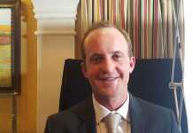 Voermol’s 2016 top sheep and cattle farmers heinrich-bruwer-voermol-winner