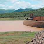Hluhluwe farmers assist community in crisis