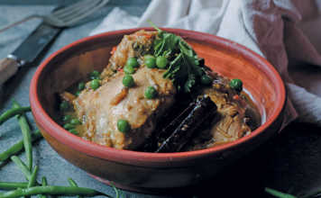 mild chicken-based curry