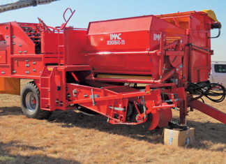 Imac RB45- 55 trailed lateral potato harvester