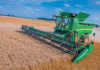 New John Deere S790 combine with 635D header