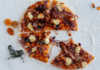 Bacon and dried fruit pizza