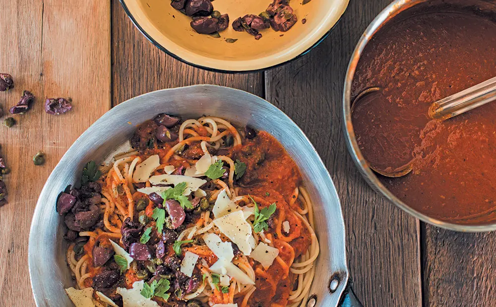 Pasta putanesca