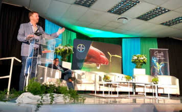 Prof Marcos Fava Neves