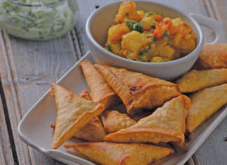 Samoosa with potato filling