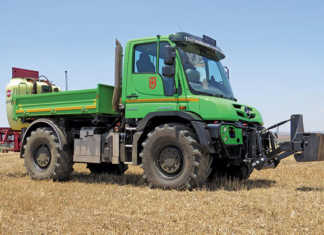 Mercedes- Benz Unimog U529