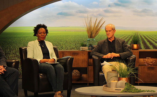 SA cannot afford ‘ostrich politics’ with land reform SA cannot afford ‘ostrich politics’ with land reform