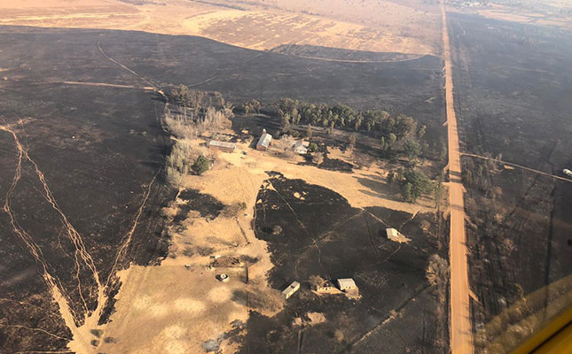 1 000ha of Limpopo farmland burnt in protest action 1 000ha of Limpopo farmland burnt in protest action