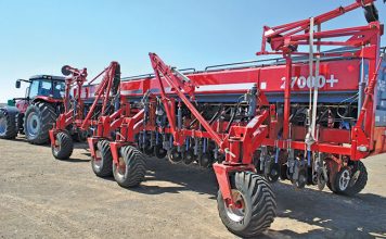 Apache 27000+ no-till coarse grain planter