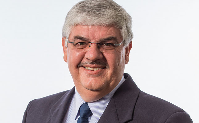 Jannie de Villiers to step down as Grain SA’s CEO
