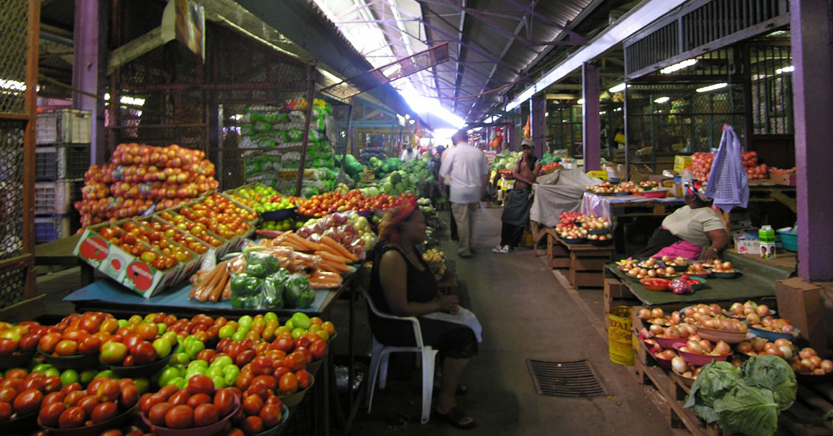 Buyers rush for staples as Durban market opens