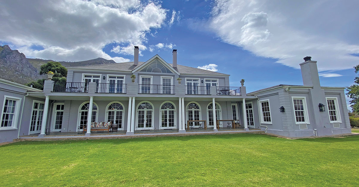 A charming setting on a Villiersdorp fruit farm