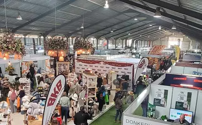 Nampo Cape stalls