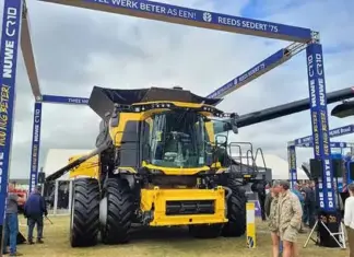 New Holland’s CR10 combine lowers harvesting costs