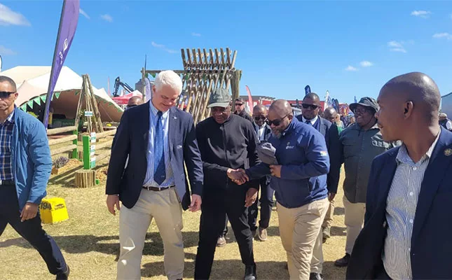 Dr Tobias Doyer, CEO of Grain SA (left), accompanied South Africa’s Deputy President Paul Mashatile (middle) on a walkabout of Nampo Cape with Dr Mogale Sebopetsa, the head of the Western Cape Department of Agriculture.
