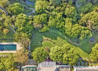 Why The Vineyard Hotel remains one of Cape Town’s favourites