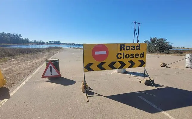 Incompetent contractors lead to collapse of Free State roads
