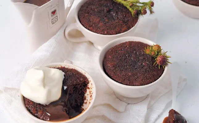 Irresistible sticky toffee pudding with warm toffee sauce