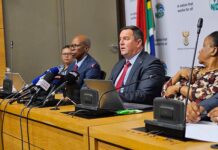 FMD an ‘out-of-control crisis’ due to lack of effective state action From left: ministry spokesperson Joylene van Wyk, Director General Mooketsa Ramasodi, Minsiter of agriculture John Steenhuisen, Dr Emily Mogajane, head of the Ministerial Advisory Task Team on Animal Disease Prevention and Control.