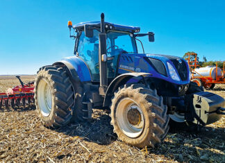 New Holland T7 and T6000 tractor series