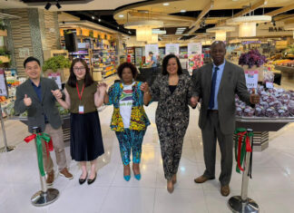 Philippines enjoys first taste of SA’s sweet grapes
