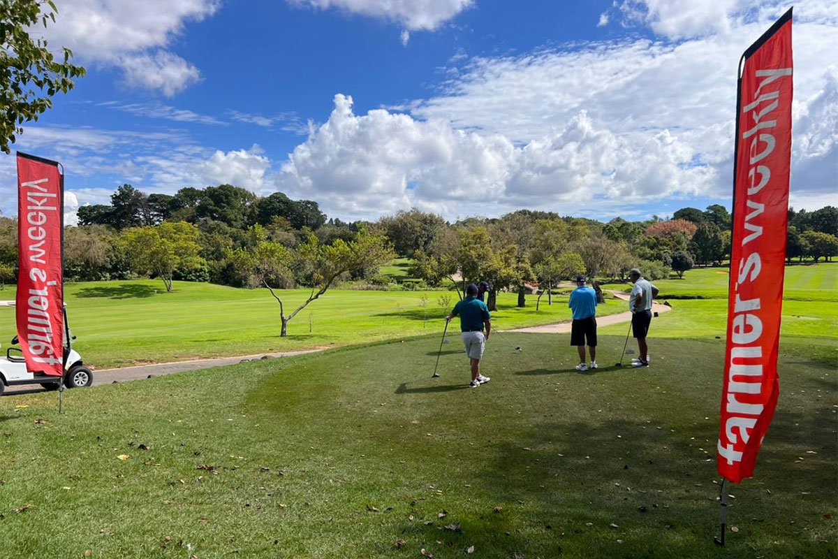 Farmer’s Weekly/FarmTalk golf day raises R186 000 for FMD relief
