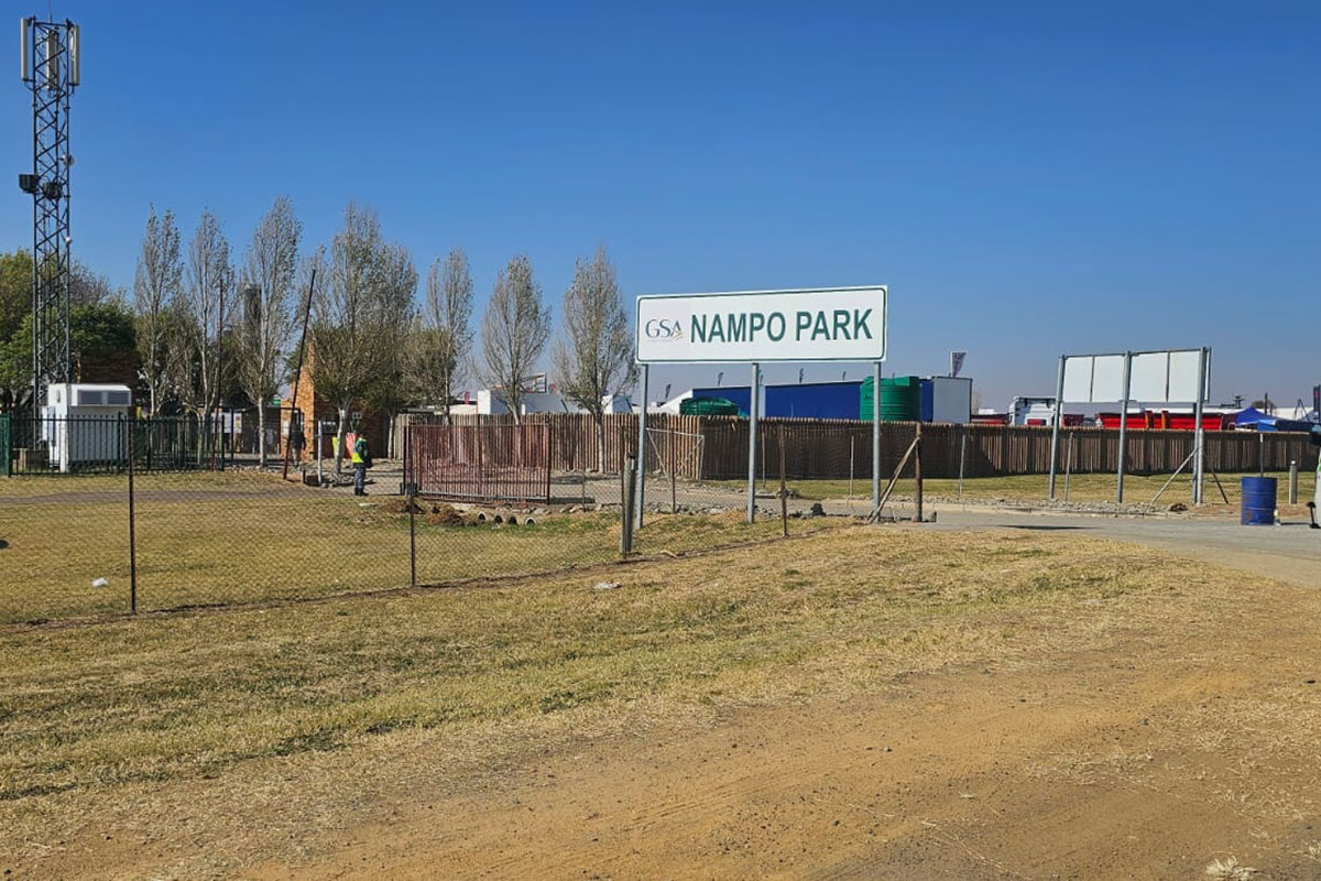 Travel with the Mielie Hop Shuttle to Nampo