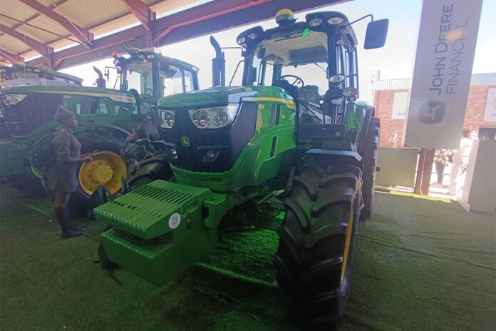 John Deere expands flexibility with updated 6M tractor range