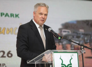 Aucamp takes over agri portfolio as Ramaphosa confirms Cabinet reshuffle