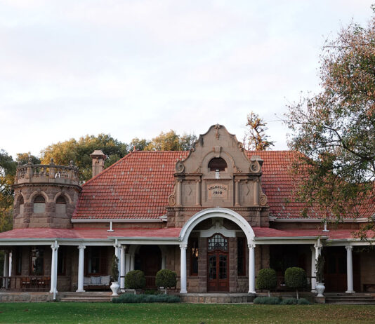 Escape to an ostrich feather palace