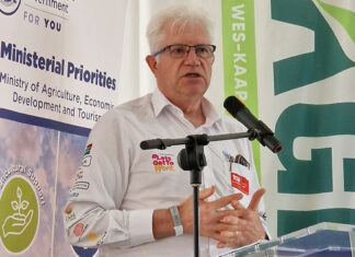 Western Cape premier urges farmers to prepare for extreme summer