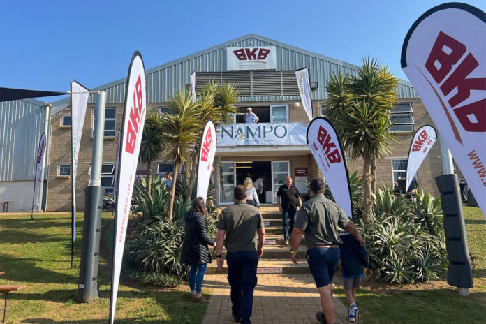 Exhibitors upbeat despite lower Nampo Cape numbers